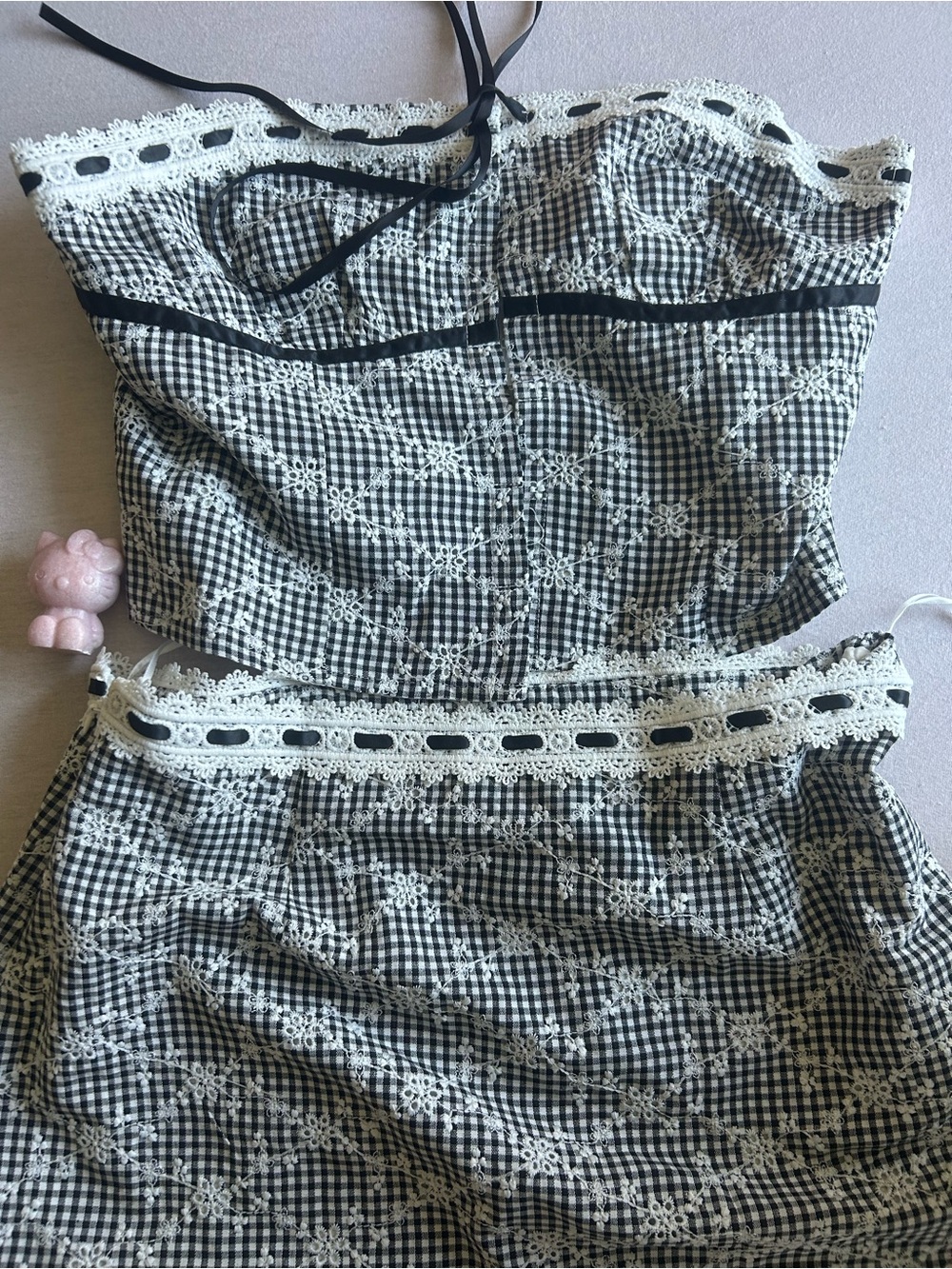 black & white set